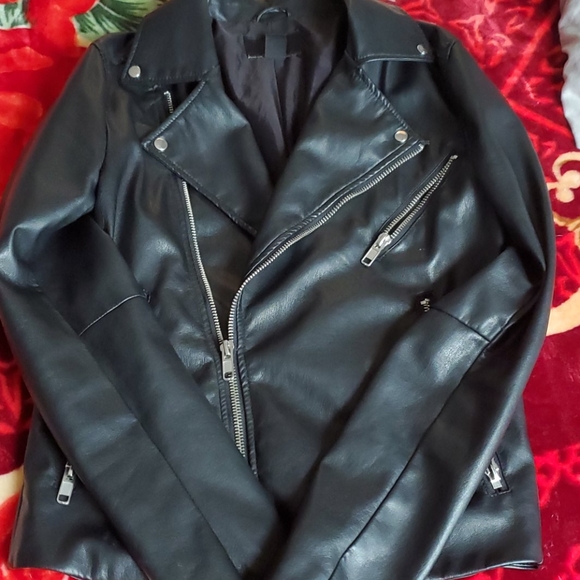 Jacket - Picture 3 of 3